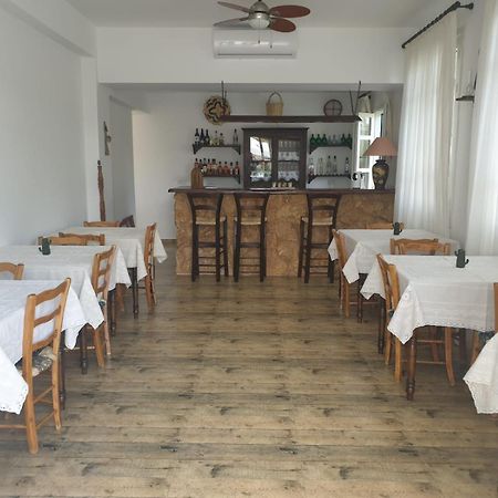 Dervise Mehmet Guest House Lefka  المظهر الخارجي الصورة