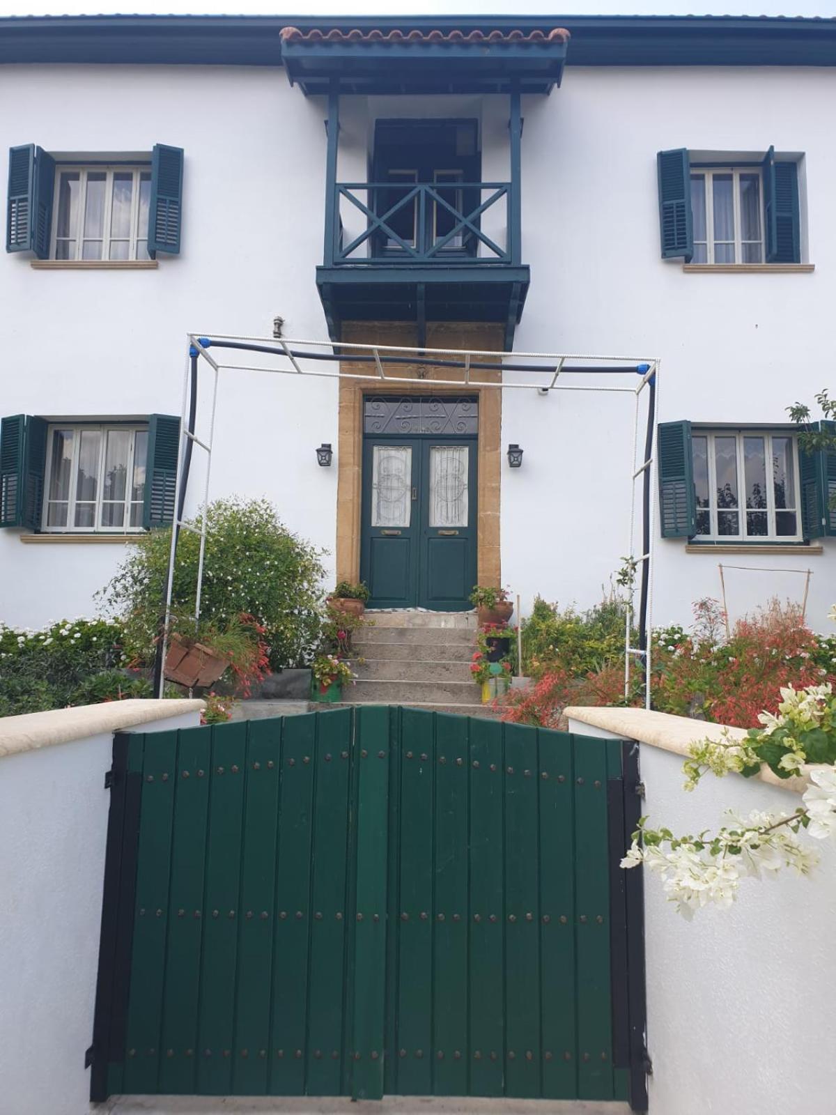 Dervise Mehmet Guest House Lefka  المظهر الخارجي الصورة
